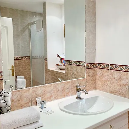 Boulevard Victor Hugo *